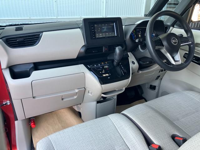 ルークス Ｘ　ディスプレーオーディオ　両側電動スライドドア　オートライト　オートハイビーム（35枚目）