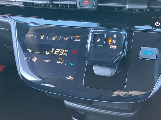 サクラ Ｘ　ディスプレーオーディオ　ＥＴＣ　アラウンドビューモニター　ＬＥＤヘッドライト　２００Ｖ充電ケーブル　禁煙車　ワンオーナー（13枚目）