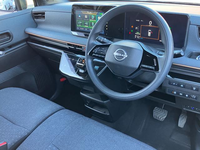 サクラ Ｘ　ディスプレーオーディオ　ＥＴＣ　アラウンドビューモニター　ＬＥＤヘッドライト　２００Ｖ充電ケーブル　禁煙車　ワンオーナー（23枚目）