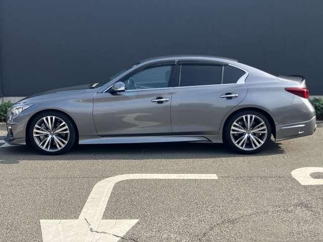 スカイライン GT タイプSP インパルエアロ BOSEサウンドシステム ニッサンコネクトナビゲーション フルセグTV アラウンドビューモニター 黒本革パワーシート クルーズコントロール LEDヘッドライト ETC(5枚目)