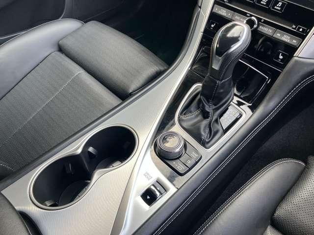 スカイライン GT タイプSP インパルエアロ BOSEサウンドシステム ニッサンコネクトナビゲーション フルセグTV アラウンドビューモニター 黒本革パワーシート クルーズコントロール LEDヘッドライト ETC(19枚目)