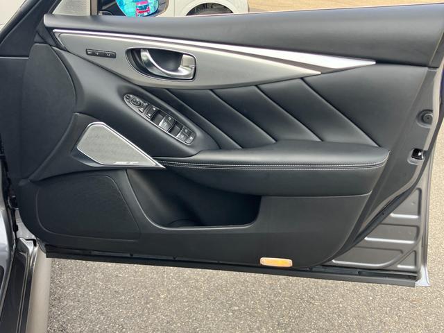 スカイライン GT タイプSP インパルエアロ BOSEサウンドシステム ニッサンコネクトナビゲーション フルセグTV アラウンドビューモニター 黒本革パワーシート クルーズコントロール LEDヘッドライト ETC(29枚目)