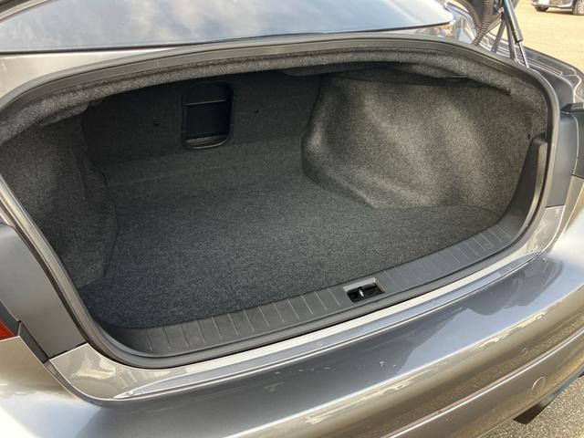 スカイライン GT タイプSP インパルエアロ BOSEサウンドシステム ニッサンコネクトナビゲーション フルセグTV アラウンドビューモニター 黒本革パワーシート クルーズコントロール LEDヘッドライト ETC(49枚目)