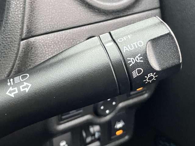 ノート Ｘ　ＤＩＧ－Ｓ　Ｖセレクション＋セーフティ　日産純正ナビゲーション　フルセグＴＶ　アラウンドビューモニター　エマージェンシーブレーキ　禁煙車　ワンオーナー（14枚目）