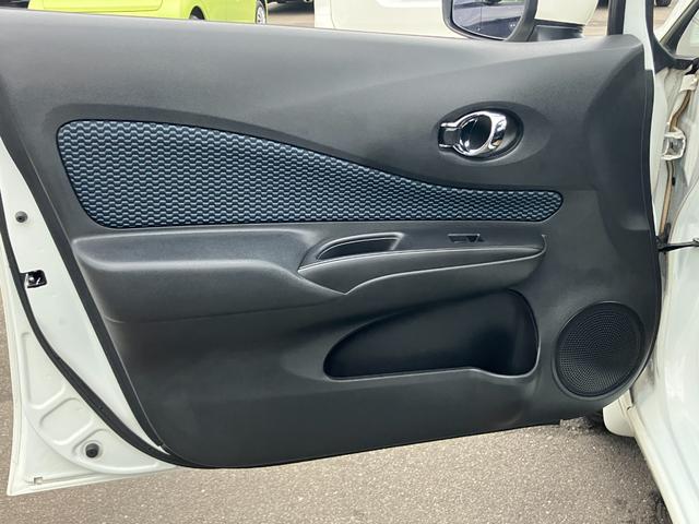 ノート Ｘ　ＤＩＧ－Ｓ　Ｖセレクション＋セーフティ　日産純正ナビゲーション　フルセグＴＶ　アラウンドビューモニター　エマージェンシーブレーキ　禁煙車　ワンオーナー（28枚目）