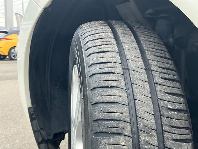 ノート Ｘ　ＤＩＧ－Ｓ　Ｖセレクション＋セーフティ　日産純正ナビゲーション　フルセグＴＶ　アラウンドビューモニター　エマージェンシーブレーキ　禁煙車　ワンオーナー（40枚目）