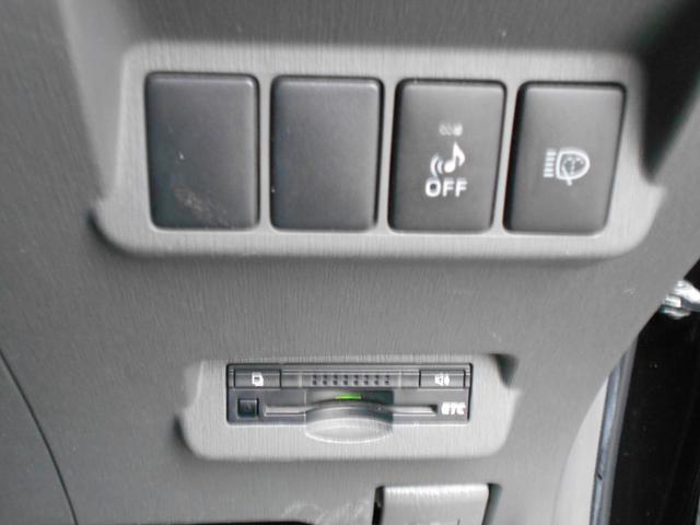 プリウスアルファ S チューン ブラック(11枚目)