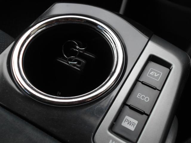 プリウスアルファ S チューン ブラック(16枚目)