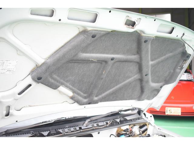 エスクード ヘリーハンセン　リミテッド　ハードトップ　ガレージ保管　４ＷＤ　特別仕様車　ハードトップ　背面Ｔ　純正ＡＷ（9枚目）