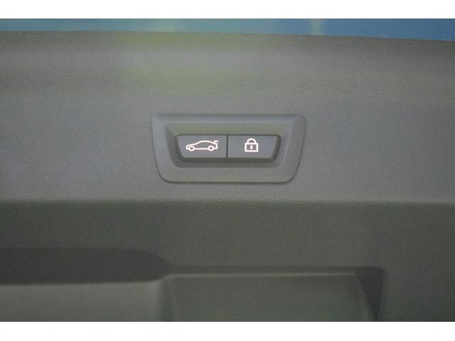 MINI クーパーS E クロスオーバー オール4 PHEV ターボ 電動トランクゲート メーカーナビBカメラ 禁煙車 LEDライト 前後コーナーセンサー ルーフレール 4WD 走行8千キロ 保証書 取説(19枚目)