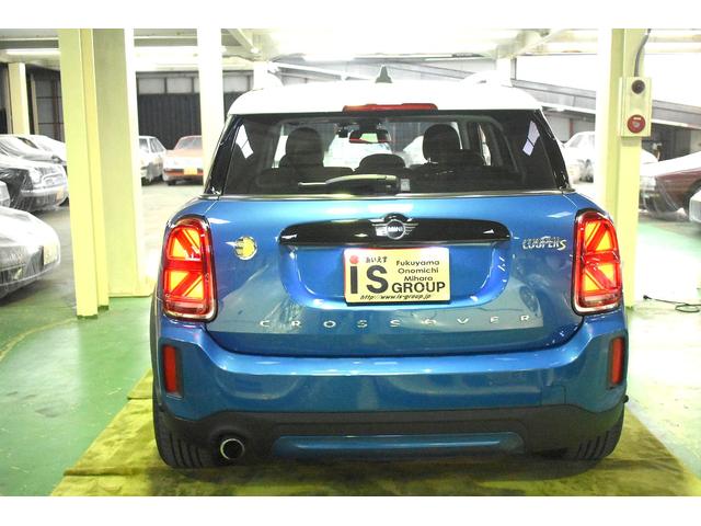 MINI クーパーS E クロスオーバー オール4 PHEV ターボ 電動トランクゲート メーカーナビBカメラ 禁煙車 LEDライト 前後コーナーセンサー ルーフレール 4WD 走行8千キロ 保証書 取説(20枚目)