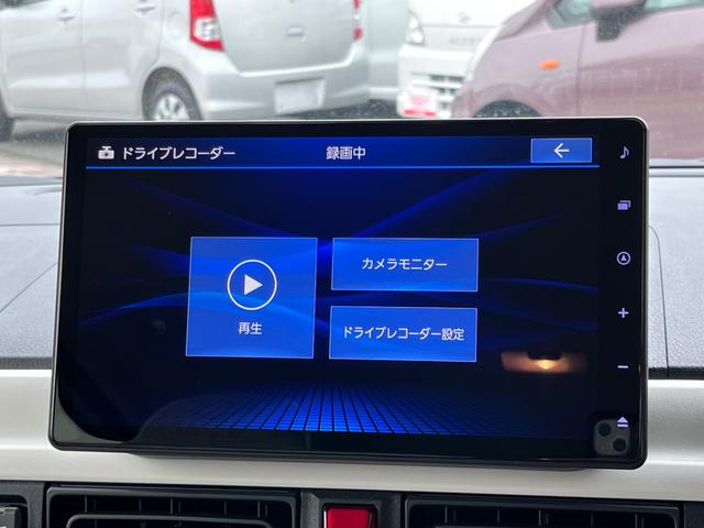 ストライプスG 届出済未使用車 純正10インチナビ パノラマモニター Bluetooh 前後ドライブレコーダー 両側パワースライドドア シートヒーター LEDライト スマートアシスト スマートキー 純正マット付き(7枚目)