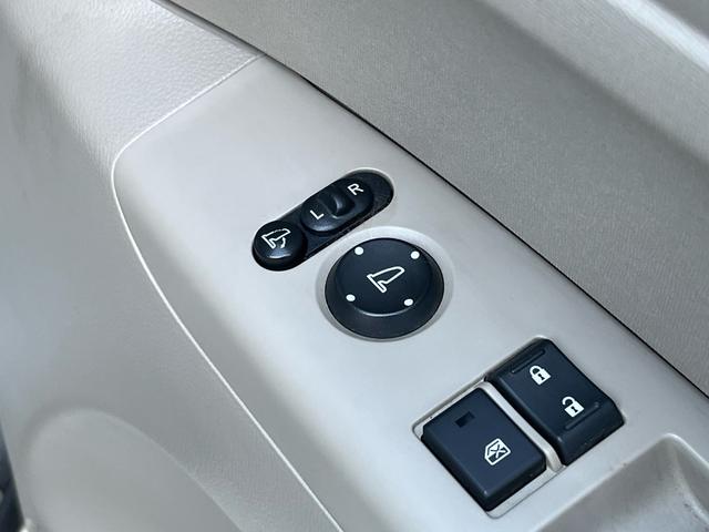 N-BOX G・Lパッケージ 純正ナビ 地デジ バックモニター パワースライドドア スマートキー プッシュスタート オートエアコン アイドリングストップ ETC 横滑り防止 格納ミラー 純正アルミ 衝突安全ボディー ABS 禁煙車(23枚目)