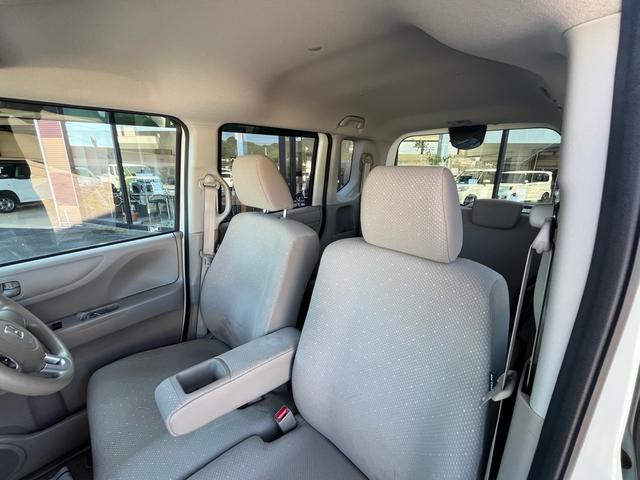 N-BOX G・Lパッケージ 純正ナビ 地デジ バックモニター パワースライドドア スマートキー プッシュスタート オートエアコン アイドリングストップ ETC 横滑り防止 格納ミラー 純正アルミ 衝突安全ボディー ABS 禁煙車(34枚目)