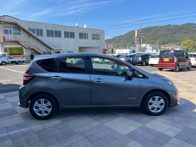 ノート e-パワー X 軽減ブレーキ 純正ナビ 地デジ Bluetooh アラウンドモニター インテリジェントルームミラー ドライブレコーダー ETC スマートキー レーンキープアシスト 横滑り防止 オートエアコン 禁煙車(28枚目)