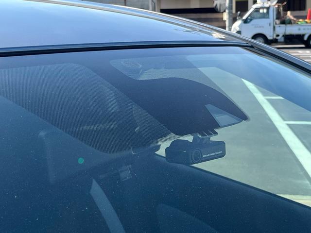 ノート e-パワー X 軽減ブレーキ 純正ナビ 地デジ Bluetooh アラウンドモニター インテリジェントルームミラー ドライブレコーダー ETC スマートキー レーンキープアシスト 横滑り防止 オートエアコン 禁煙車(47枚目)