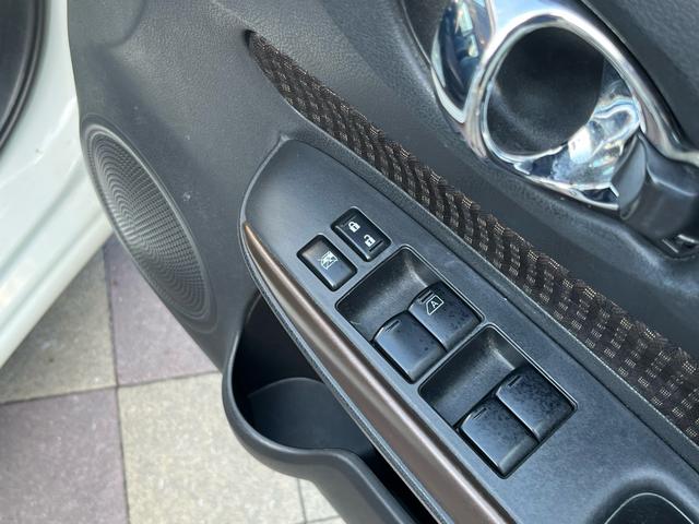 ノート e-パワー メダリスト 軽減ブレーキ ナビ 地デジ Bluetooh バックモニター ドライブレコーダー ETC スマートキー LEDライト フォグランプ ハーフレザーシート レーンキープアシスト 純正アルミ ABS 禁煙車(23枚目)