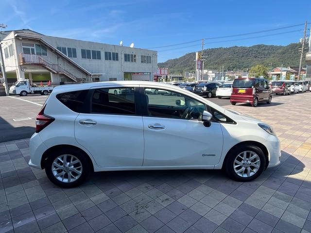 ノート e-パワー メダリスト 軽減ブレーキ ナビ 地デジ Bluetooh バックモニター ドライブレコーダー ETC スマートキー LEDライト フォグランプ ハーフレザーシート レーンキープアシスト 純正アルミ ABS 禁煙車(26枚目)