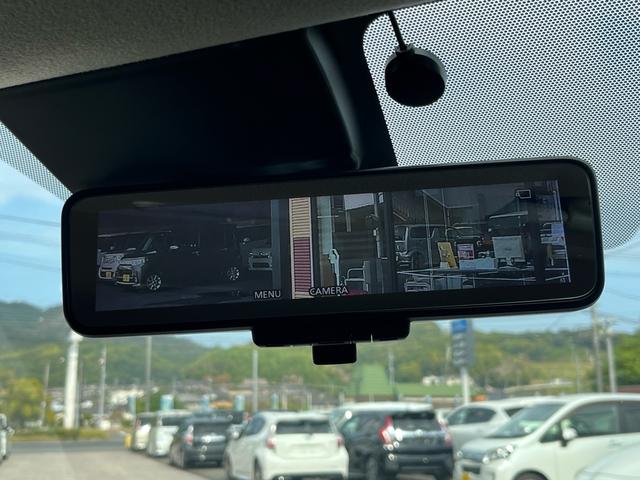 ノート ｅ－パワー　メダリスト　軽減ブレーキ　ナビ　地デジ　Ｂｌｕｅｔｏｏｈ　アラウンドモニター　インテリジェントルームミラー　ＬＥＤライト　フォグランプ　ＥＴＣ　ハーフレザーシート　アダプティブクルーズコントロール　ＡＢＳ　禁煙車（15枚目）