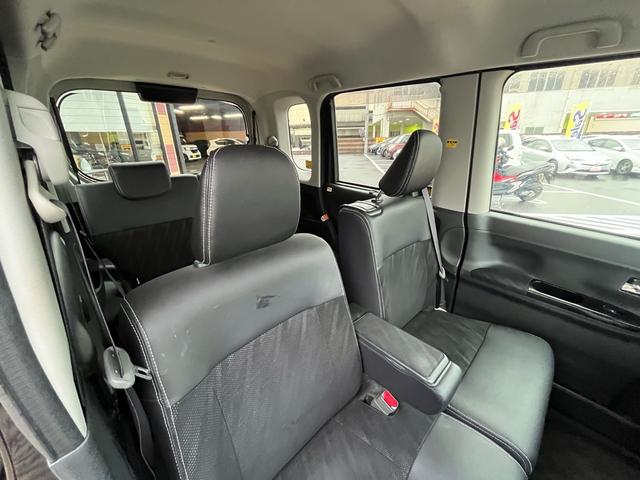 タント カスタムＸ　トップエディションＳＡ　軽減ブレーキ　スマートキー　プッシュスタート　パワースライドドア　アイドリングストップ　横滑り防止　格納ミラー　ＬＥＤライト　フォグランプ　純正アルミ　ハーフレザーシート　Ｗエアバック　ＡＢＳ　禁煙車（17枚目）