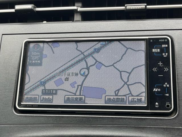 プリウス S 純正ナビ 地デジ Bluetooh スマートキー プッシュスタート オートライト フォグランプ 格納ミラー ETC 純正アルミ オートエアコン 衝突安全ボディー 盗難防止システム Wエアバック 禁煙車(9枚目)