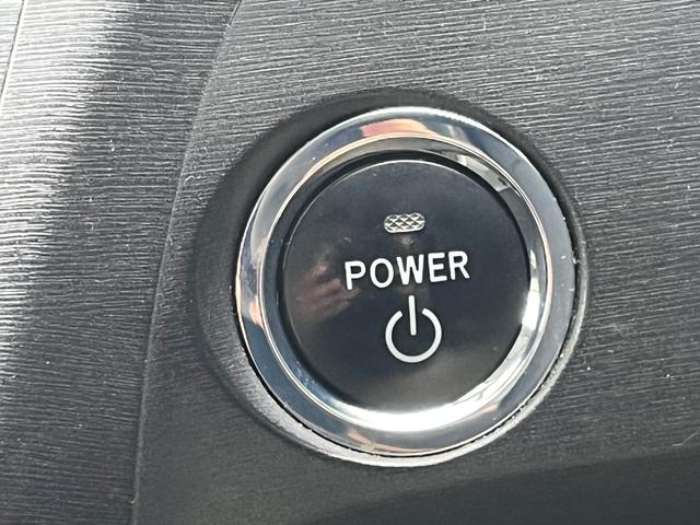 プリウス S スマートキー プッシュスタート CDステレオ オートライト フォグランプ ETC 格納ミラー オートエアコン 純正アルミ 衝突安全ボディー 盗難防止システム Wエアバック ABS 禁煙車(11枚目)