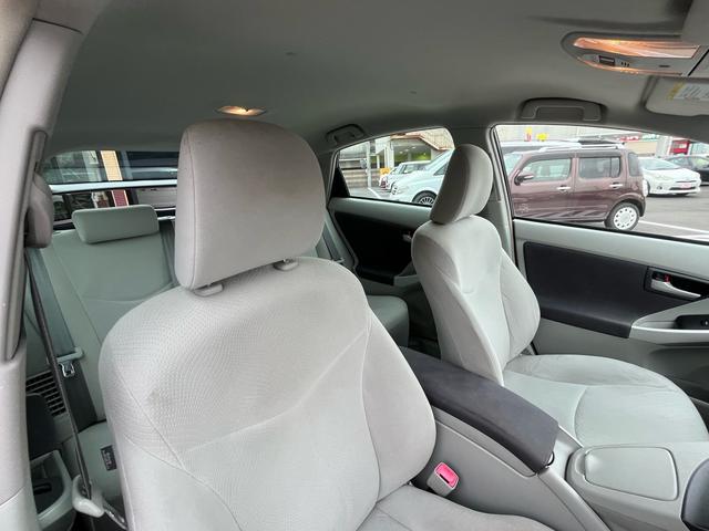 プリウス S スマートキー プッシュスタート CDステレオ オートライト フォグランプ ETC 格納ミラー オートエアコン 純正アルミ 衝突安全ボディー 盗難防止システム Wエアバック ABS 禁煙車(19枚目)