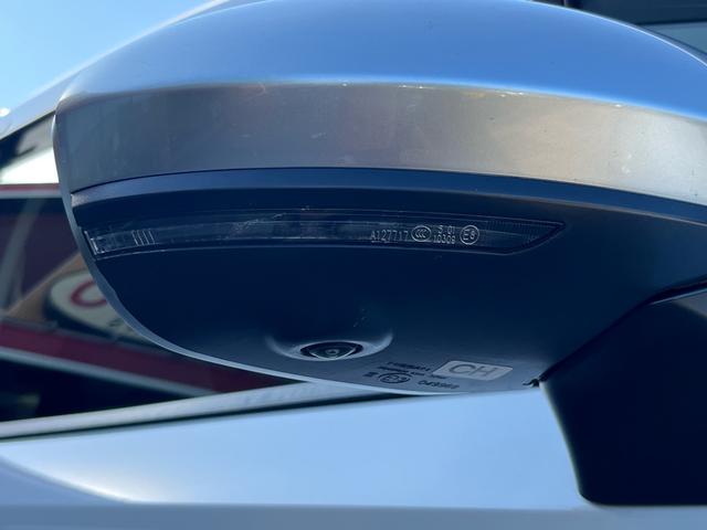 ノート オーテック 軽減ブレーキ 純正9インチナビ 地デジ Bluetooh アラウンドモニター インテリジェントルームミラー 置くだけ充電 LEDライト フォグランプ ETC2.0 シートヒーター 純正アルミ 禁煙車(51枚目)