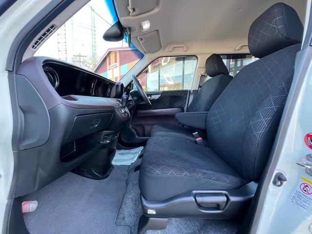 Ｎ－ＯＮＥ プレミアム　軽減ブレーキ　ディスプレイオーディオ　Ｂｌｕｅｔｏｏｈ　バックモニター　スマートキー　プッシュスタート　ディスチャージライト　フォグランプ　アイドリングストップ　横滑り防止　純正アルミ　ＡＢＳ　禁煙車（31枚目）