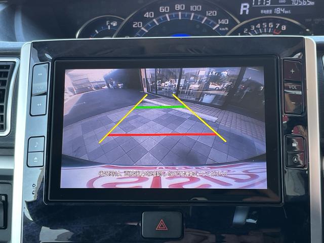 タント カスタムRS トップエディションSAII 軽減ブレーキ 8インチナビ 地デジ Bluetooh バックモニター スマートキー 両側パワースライドドア LEDライト フォグランプ 横滑り防止 純正アルミ ETC 格納ミラー Wエアバック 禁煙車(11枚目)