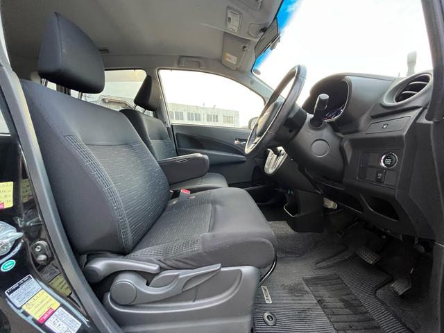 ムーヴ カスタム　ＲＳ　スマートキー　プッシュスタート　オートエアコン　ＬＥＤライト　フォグランプ　アイドリングストップ　格納ミラー　純正アルミ　オートライト　ベンチシート　衝突安全ボディー　盗難防止システム　ＡＢＳ　禁煙車（16枚目）