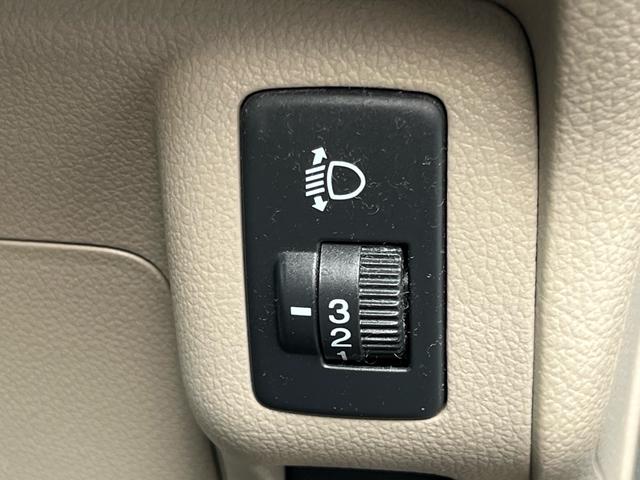 N-BOX G・Lパッケージ 社外ナビ 地デジ Bluetooh スマートキー プッシュスタート パワースライドドア アイドリングストップ 横滑り防止 格納ミラー 純正アルミ オートエアコン 衝突安全ボディー Wエアバック 禁煙車(19枚目)