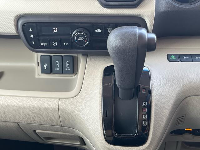 N-BOX G・Lホンダセンシング 軽減ブレーキ ナビ 地デジ Bluetooh バックモニター パワースライドドア ETC LEDライト 格納ミラー アダプティブクルーズコントロール レーンキープアシスト 横滑り防止 ABS 禁煙車(14枚目)