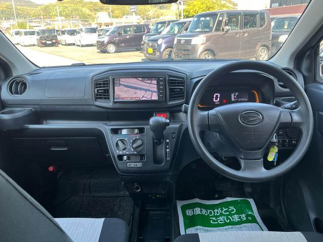 ミライース L SAIII 軽減ブレーキ ナビ 地デジ Bluetooh バックモニター キーレスエントリー ETC クリアランスソナー レーンキープアシスト オートマチックハイビーム 横滑り防止 アイドリングストップ 禁煙車(8枚目)