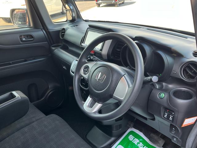 N-BOX G・Lパッケージ 社外ナビ 地デジ Bluetooh バックモニター スマートキー プッシュスタート 両側パワースライドドア アイドリングストップ 格納ミラー 横滑り防止 オートエアコン ETC ベンチシート 禁煙車(7枚目)