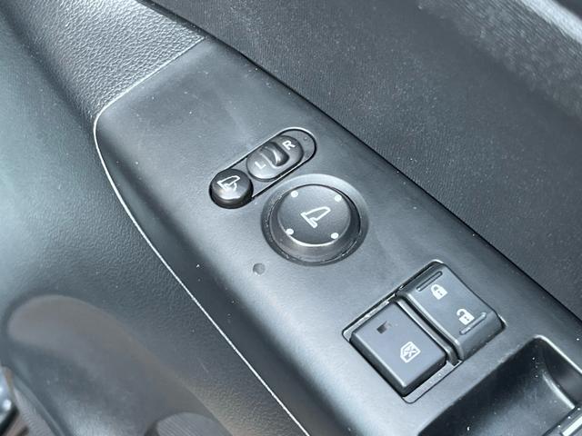 N-BOX G・Lパッケージ 社外ナビ 地デジ Bluetooh バックモニター スマートキー プッシュスタート 両側パワースライドドア アイドリングストップ 格納ミラー 横滑り防止 オートエアコン ETC ベンチシート 禁煙車(23枚目)