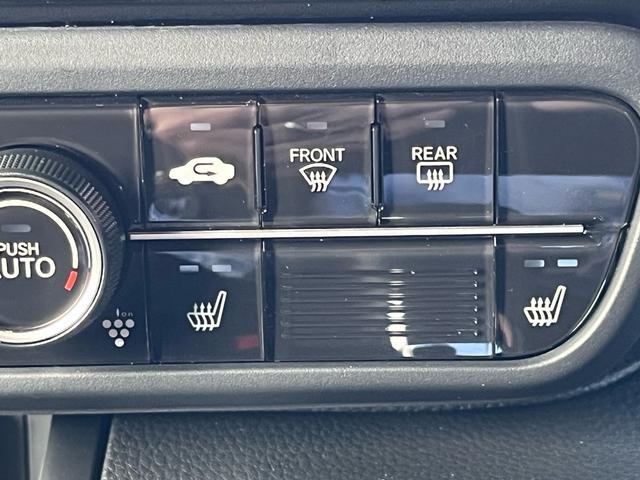 N-BOXカスタム G・Lホンダセンシング 軽減ブレーキ ナビ 地デジ Bluetooh バックモニター シートヒーター パワースライドドア LEDライト フォグランプ 純正アルミ アダプティブクルーズコントロール レーンキープアシスト 禁煙車(16枚目)