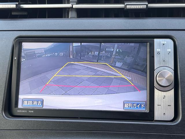 プリウス S LEDエディション ナビ 地デジ Bluetooh バックモニター スマートキー プッシュスタート LEDライト フォグランプ ETC 格納ミラー オートライト 純正アルミ 衝突安全ボディー Wエアバック ABS 禁煙車(12枚目)