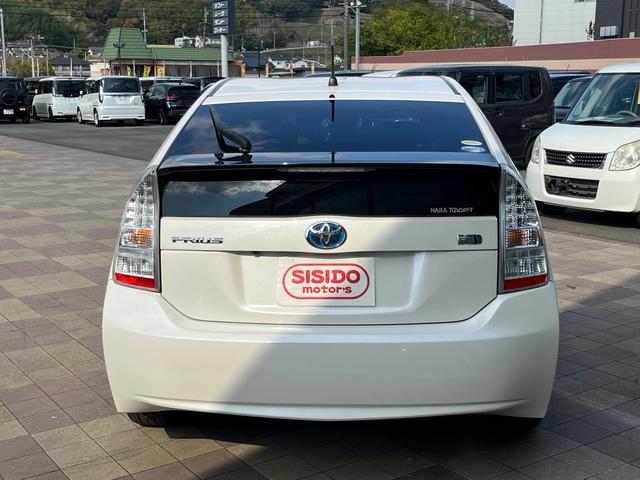 プリウス S LEDエディション ナビ 地デジ Bluetooh バックモニター スマートキー プッシュスタート LEDライト フォグランプ ETC 格納ミラー オートライト 純正アルミ 衝突安全ボディー Wエアバック ABS 禁煙車(37枚目)