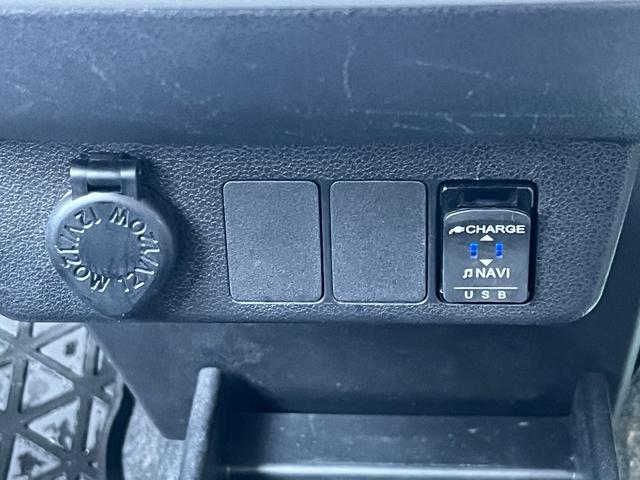 ミライース X SAIII 軽減ブレーキ ナビ 地デジ Bluetooh バックモニター LEDライト キーレスエントリー ドライブレコーダー クリアランスソナー レーンキープアシスト オートマチックハイビーム ABS 禁煙車(16枚目)