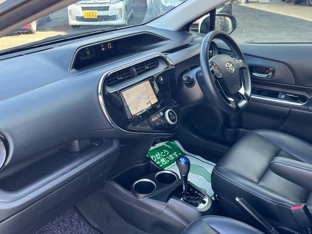 アクア Gソフトレザーセレクション 後期モデル 軽減ブレーキ ナビ 地デジ Bluetooh バックモニター スマートキー ブラックレザーシート シートヒーター フォグランプ クルーズコントロール ETC 純正アルミ 格納ミラー 禁煙車(37枚目)