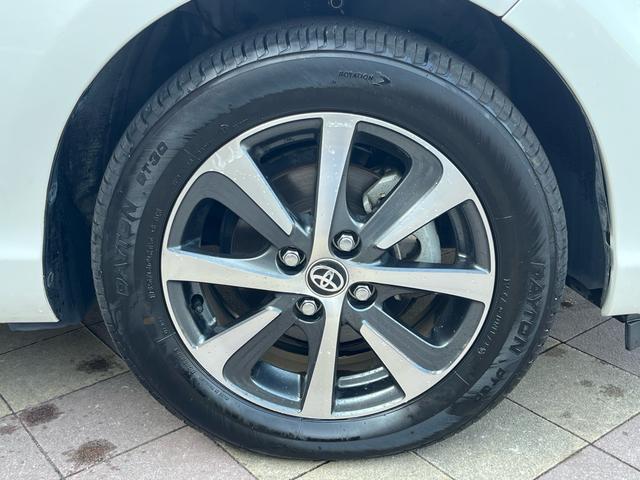 アクア Gソフトレザーセレクション 後期モデル 軽減ブレーキ ナビ 地デジ Bluetooh バックモニター スマートキー ブラックレザーシート シートヒーター フォグランプ クルーズコントロール ETC 純正アルミ 格納ミラー 禁煙車(50枚目)