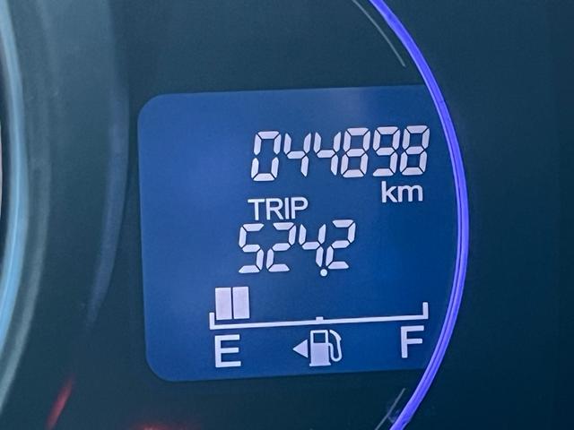 Ｎ－ＯＮＥ プレミアム・Ｌパッケージ　ディスプレイオーディオ　Ｂｌｕｅｔｏｏｈ　バックモニター　スマートキー　プッシュスタート　ディスチャージライト　フォグランプ　アイドリングストップ　横滑り防止　純正アルミ　Ｗエアバック　ＡＢＳ　禁煙車（15枚目）