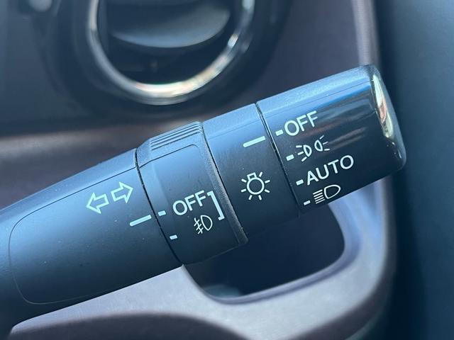 Ｎ－ＯＮＥ プレミアム・Ｌパッケージ　ディスプレイオーディオ　Ｂｌｕｅｔｏｏｈ　バックモニター　スマートキー　プッシュスタート　ディスチャージライト　フォグランプ　アイドリングストップ　横滑り防止　純正アルミ　Ｗエアバック　ＡＢＳ　禁煙車（16枚目）