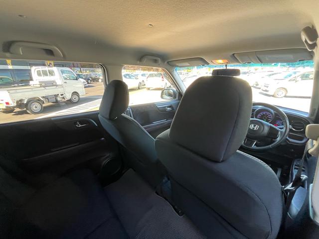 Ｎ－ＯＮＥ プレミアム・Ｌパッケージ　ディスプレイオーディオ　Ｂｌｕｅｔｏｏｈ　バックモニター　スマートキー　プッシュスタート　ディスチャージライト　フォグランプ　アイドリングストップ　横滑り防止　純正アルミ　Ｗエアバック　ＡＢＳ　禁煙車（23枚目）