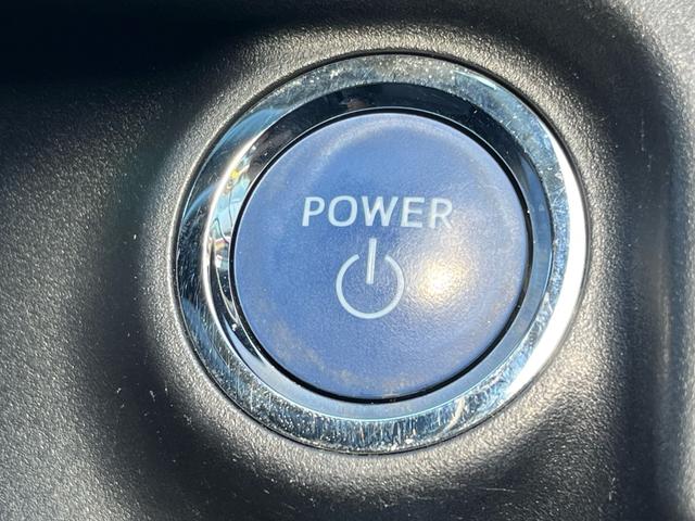 アクア Ｓスタイルブラック　後期モデル　軽減ブレーキ　ナビ　地デジ　Ｂｌｕｅｔｏｏｈ　ドライブレコーダー　スマートキー　プッシュスタート　ＥＴＣ　ＬＥＤライト　レーンキープアシスト　オートマチックハイビーム　社外アルミ　禁煙車（19枚目）