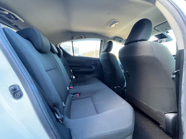 アクア Ｓスタイルブラック　後期モデル　軽減ブレーキ　ナビ　地デジ　Ｂｌｕｅｔｏｏｈ　ドライブレコーダー　スマートキー　プッシュスタート　ＥＴＣ　ＬＥＤライト　レーンキープアシスト　オートマチックハイビーム　社外アルミ　禁煙車（29枚目）