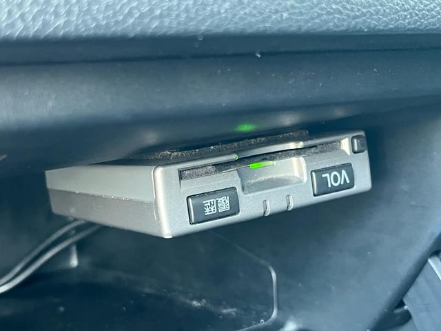 Ｎ－ＯＮＥ プレミアム　ツアラー・Ｌパッケージ　社外ナビ　地デジ　Ｂｌｕｅｔｏｏｈ　バックモニター　スマートキー　ディスチャージライト　フォグランプ　クルーズコントロール　パドルシフトマチック　アイドリングストップ　横滑り防止　純正アルミ　禁煙車（23枚目）
