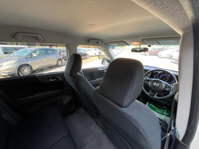 Ｎ－ＯＮＥ プレミアム　ツアラー・Ｌパッケージ　社外ナビ　地デジ　Ｂｌｕｅｔｏｏｈ　バックモニター　スマートキー　ディスチャージライト　フォグランプ　クルーズコントロール　パドルシフトマチック　アイドリングストップ　横滑り防止　純正アルミ　禁煙車（28枚目）