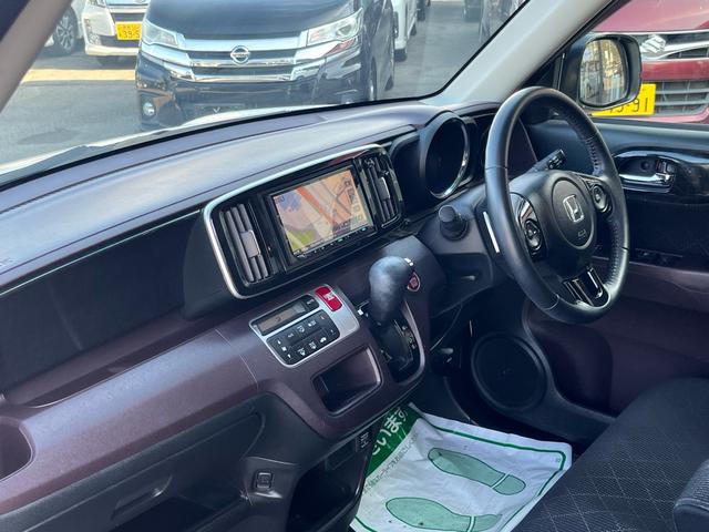 Ｎ－ＯＮＥ プレミアム　ツアラー・Ｌパッケージ　社外ナビ　地デジ　Ｂｌｕｅｔｏｏｈ　バックモニター　スマートキー　ディスチャージライト　フォグランプ　クルーズコントロール　パドルシフトマチック　アイドリングストップ　横滑り防止　純正アルミ　禁煙車（33枚目）